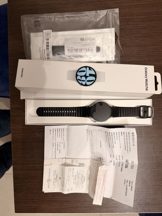 Vand Samsung Wacth 6 cel in garantie