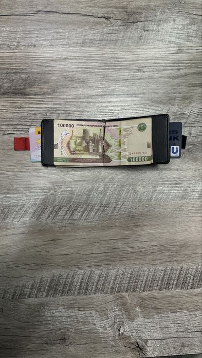 Продается кошелек(портмоне)