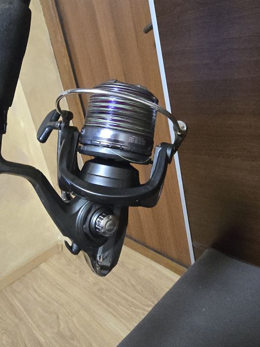 Фидер въдици и  макара