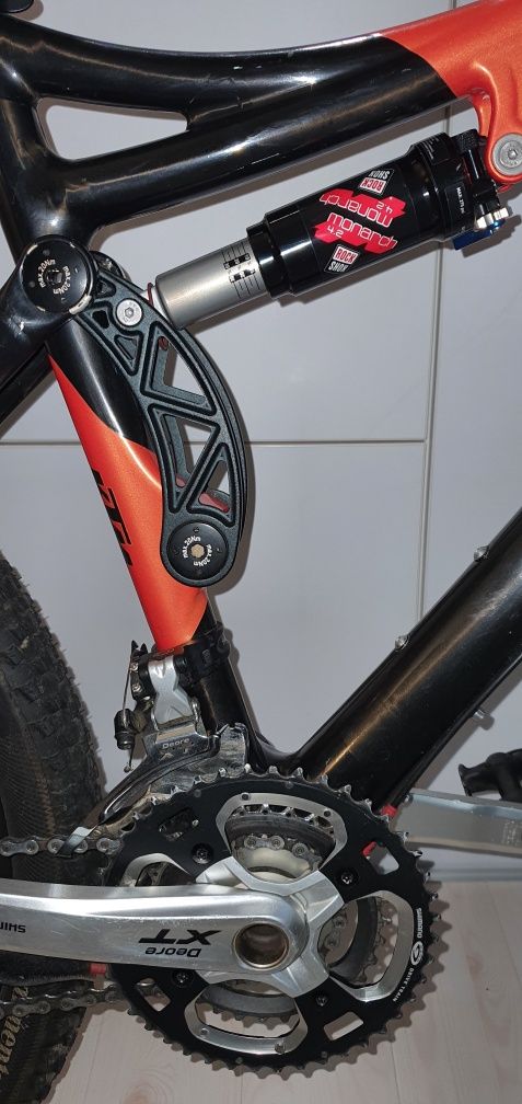 Bicicleta KTM SCORE Full Carbon, Deore XT, Reba Shocks, Monarch 4.2