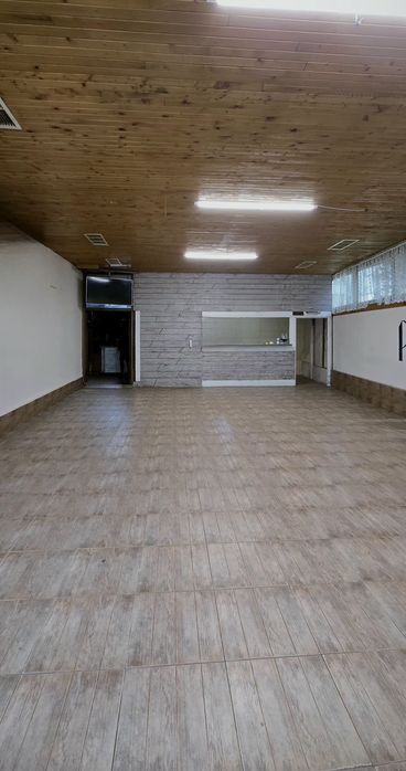 Търговско помещение до Съда и в центъра на Горна Оряховица