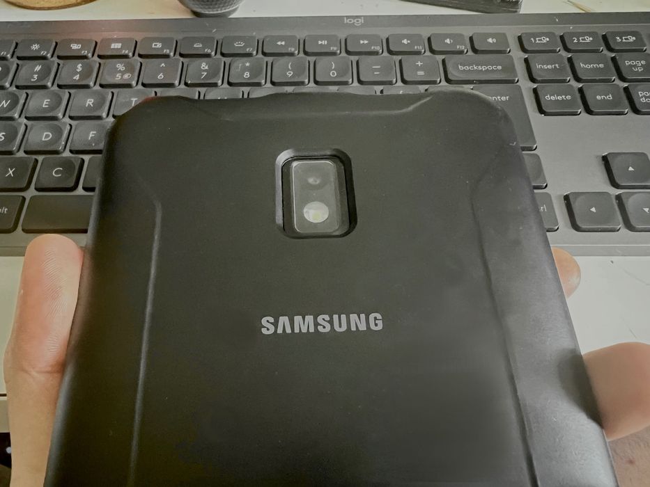 Tableta profesionala Samsung Active 2 Cellular + husa hard + pen