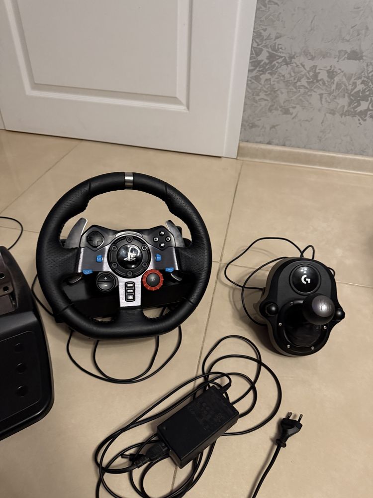 Logitech G29 + Shifter