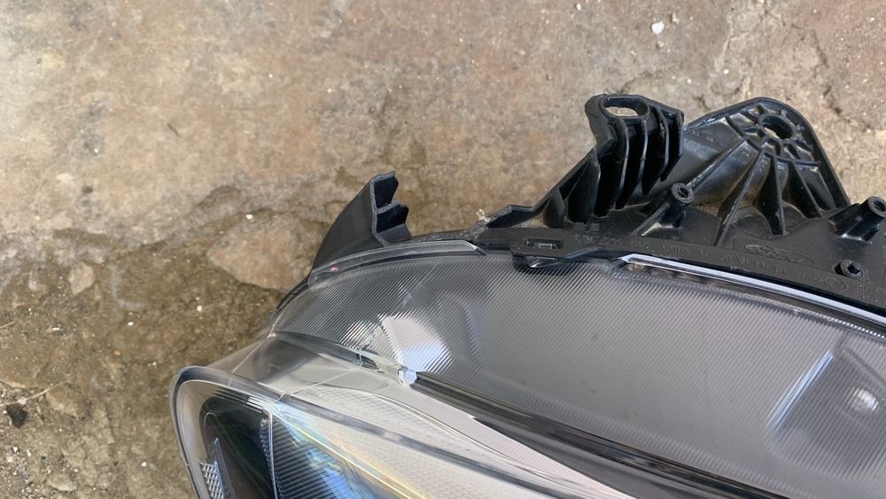 Фар за Ford Galaxy / S max led