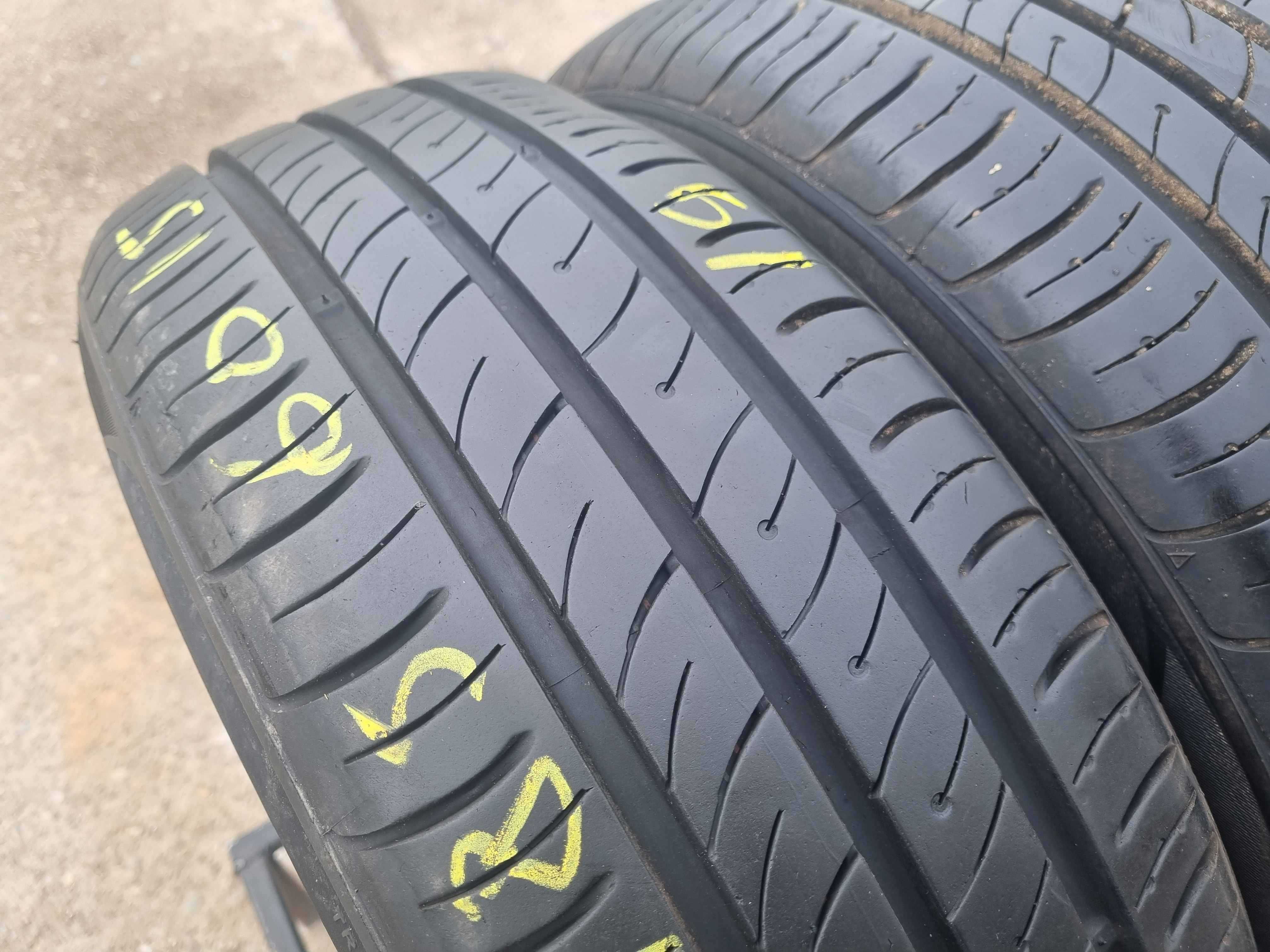 SET 2 Anvelope Vara 185/60 R15 KUMHO EcoWing ES01 84H (7mm)