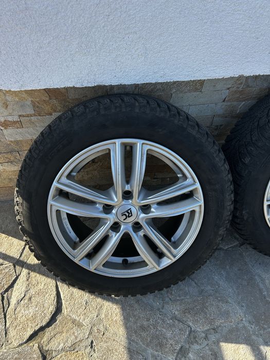 Vand jante cu anvelope de iarna