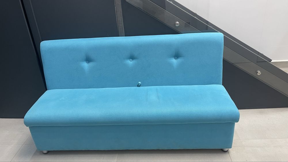 Продам диванчик