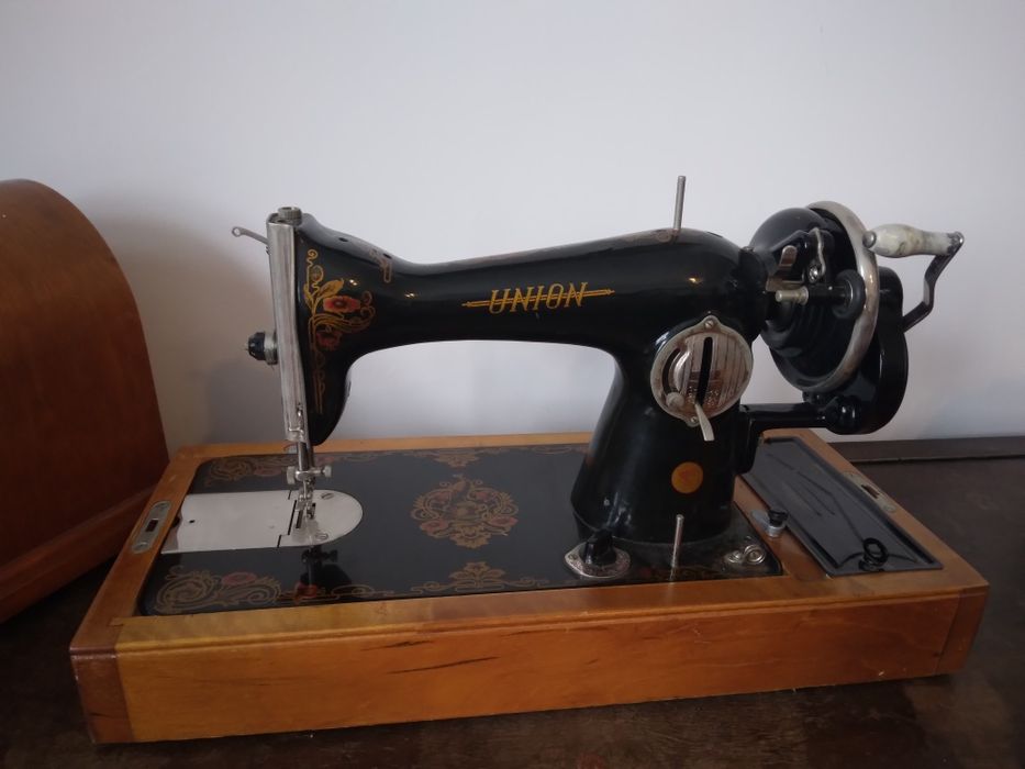 Mașina de cusut casnica