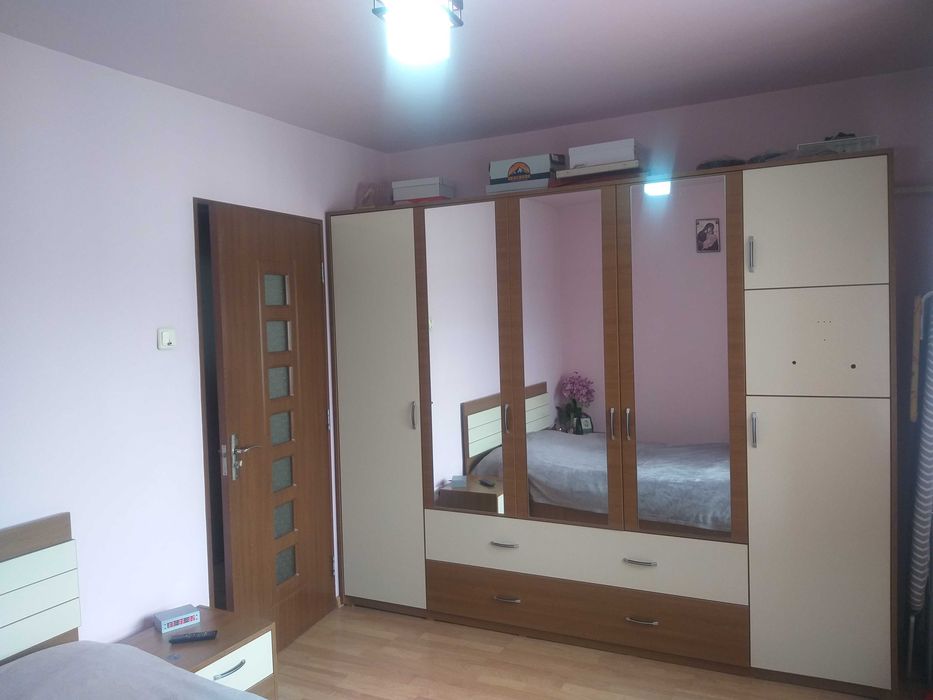 Vind apartament 2 camere