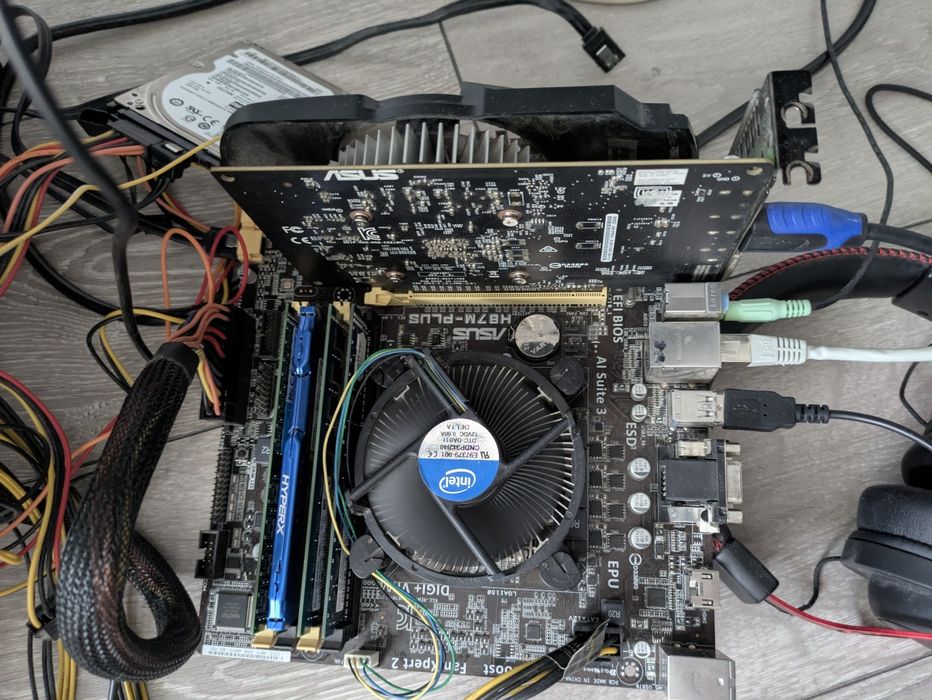 Kit placa de baza Asus h87m Plus 1150+ Procesor i7 4770 + 24GB DDR3