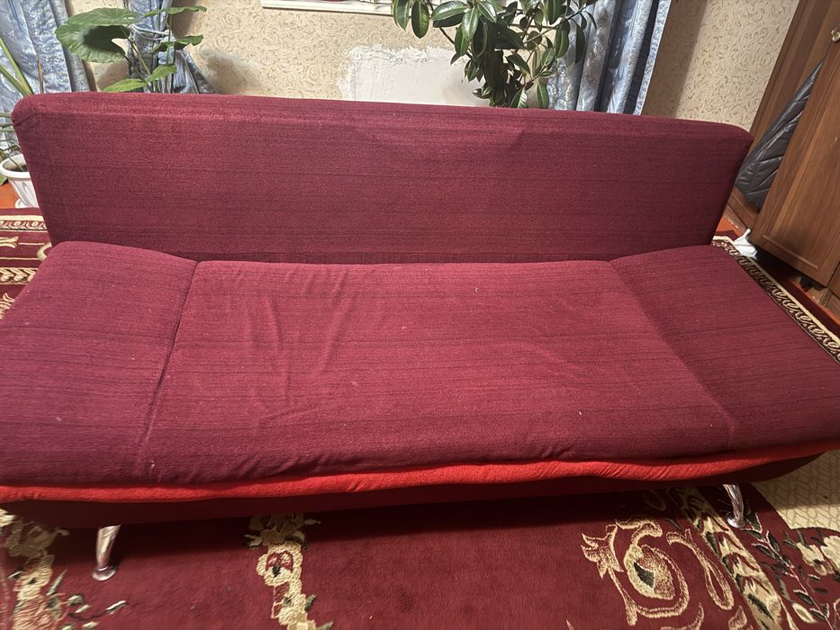 Диван +двухспальный кровать