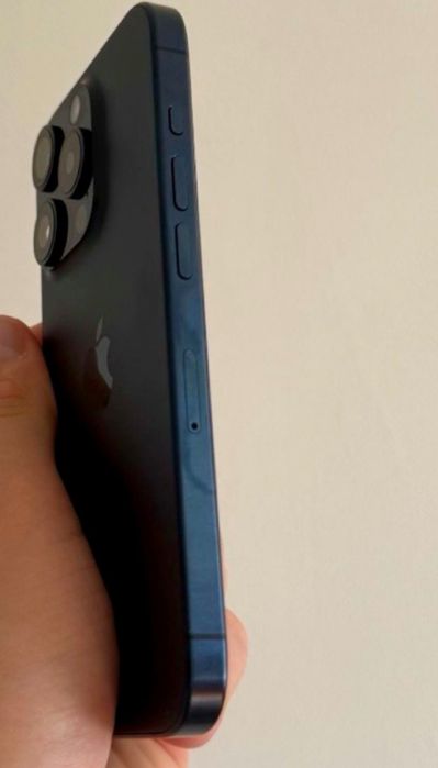 Schimb/vand iPhone 15 Pro Blue Titanium, cutie factura, doar Bucuresti
