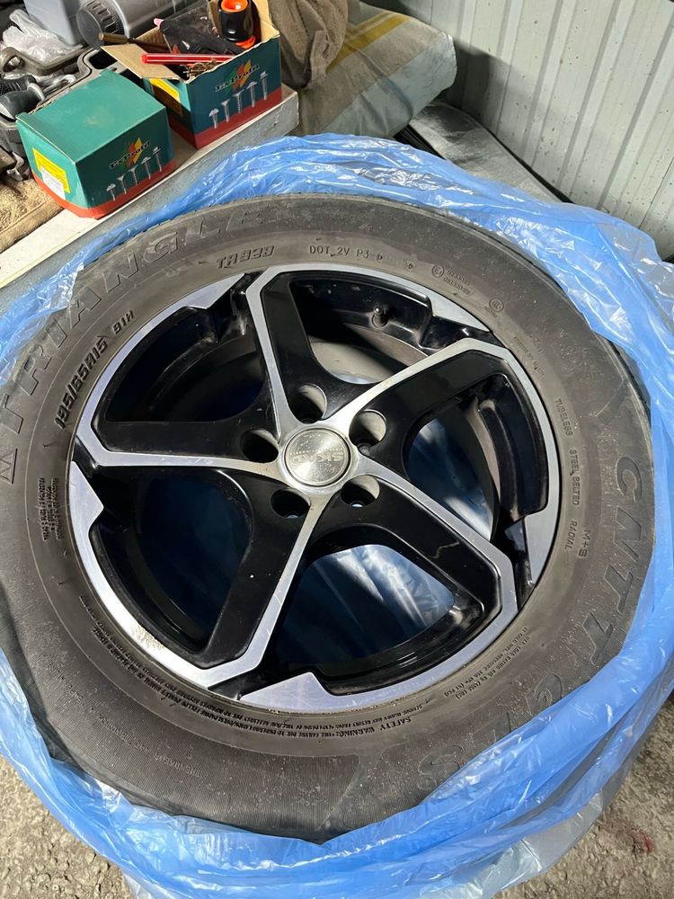 Продам диски R15 новые