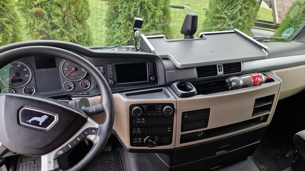 Autoutilitara N3 Man