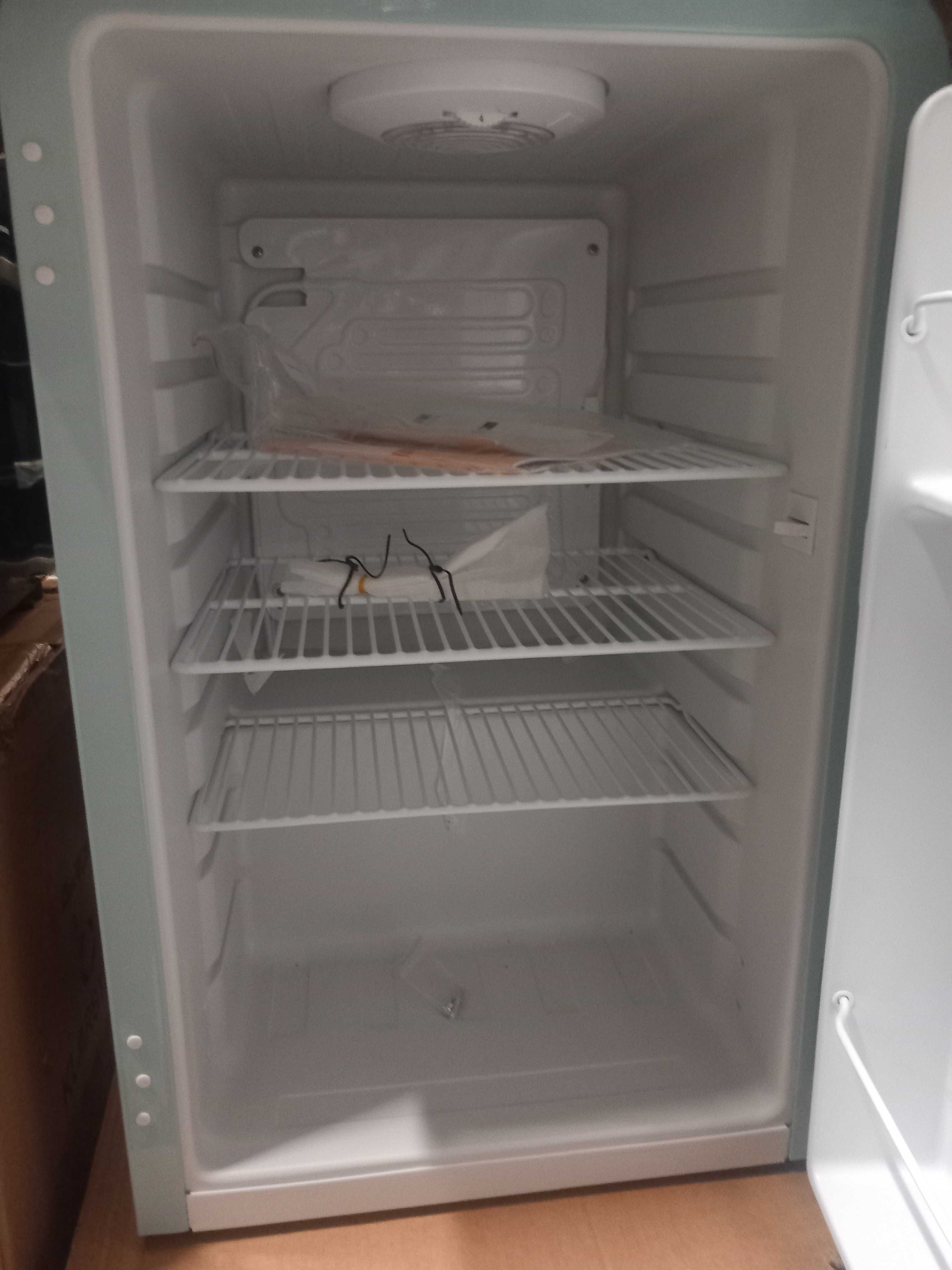 Mini frigider de 70L