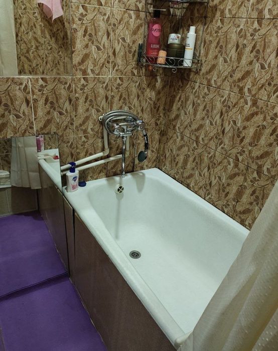 Продаю 3х комнатную квартиру на Лисунова. Срочно