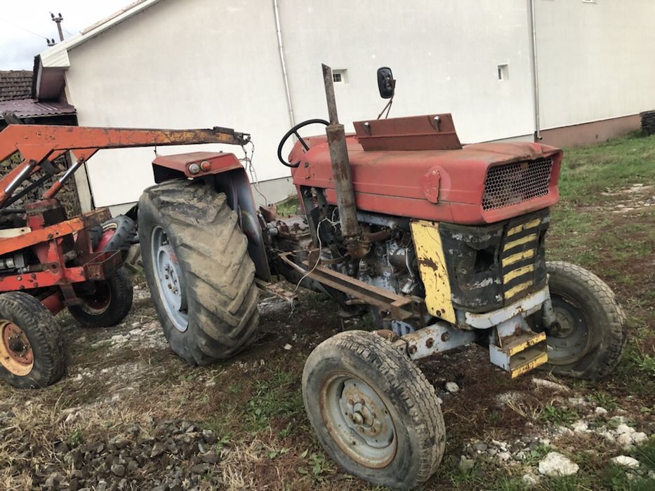 Dezmembrez Massey Ferguson 188