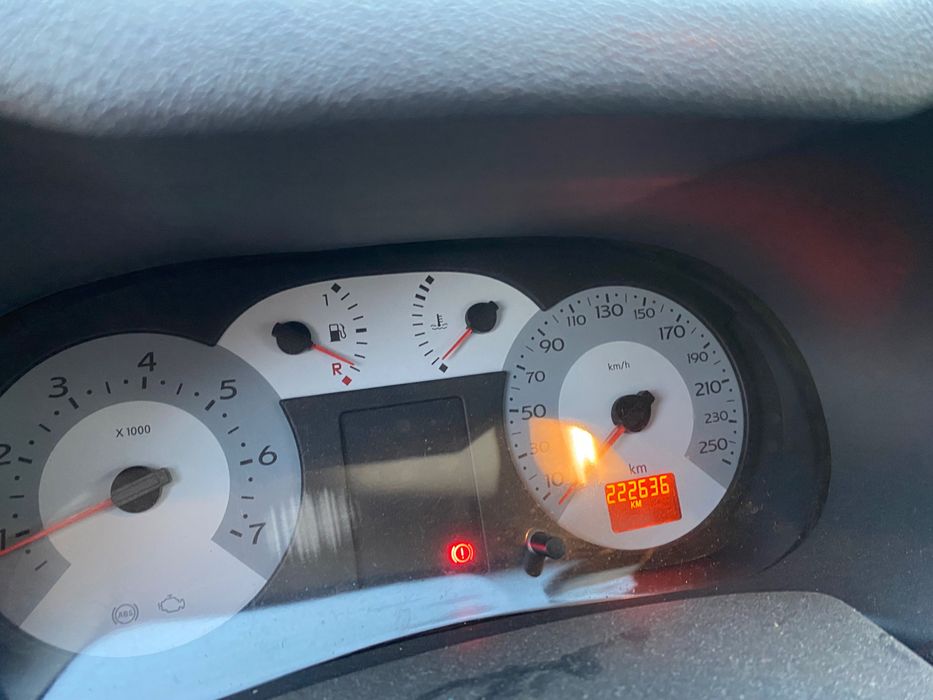 Vând Renault Symbol , motor 1.5 , diesel , unic proprietar , an 2007