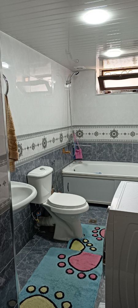 Uy sotiladi srochni nazarbek