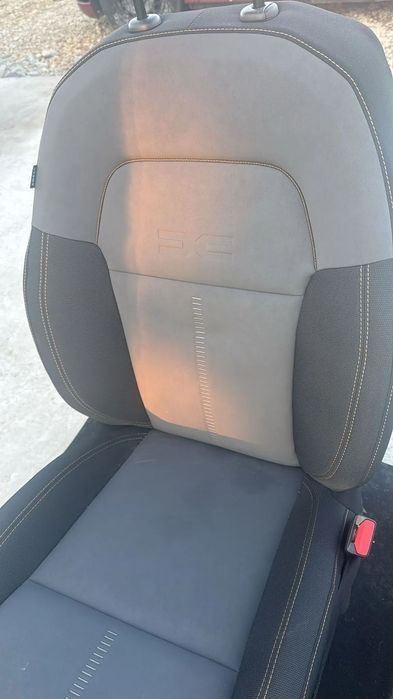 SCAUN INTERIOR DREAPTA  DACIA JOGGER