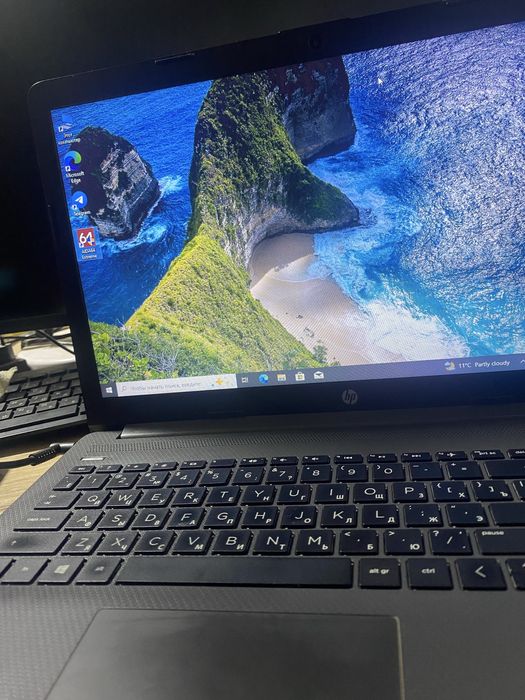 Срочно продаю ноутбук Hp G250