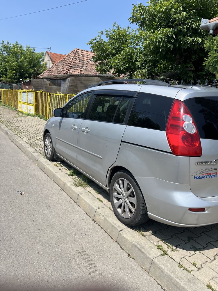 Vand mazda 5 cu 7 locuti