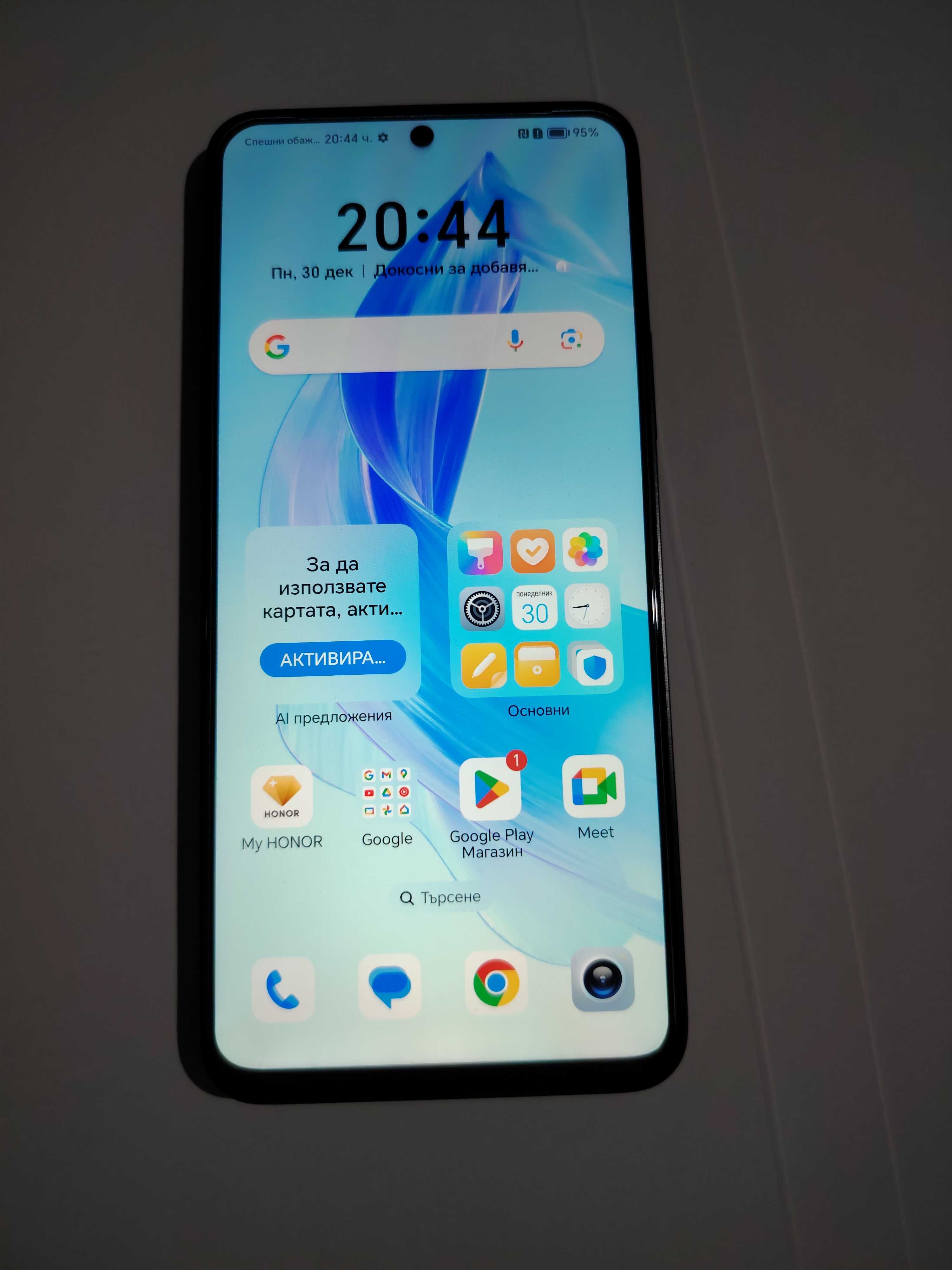 Honor 90 lite с гаранция до края на годината
