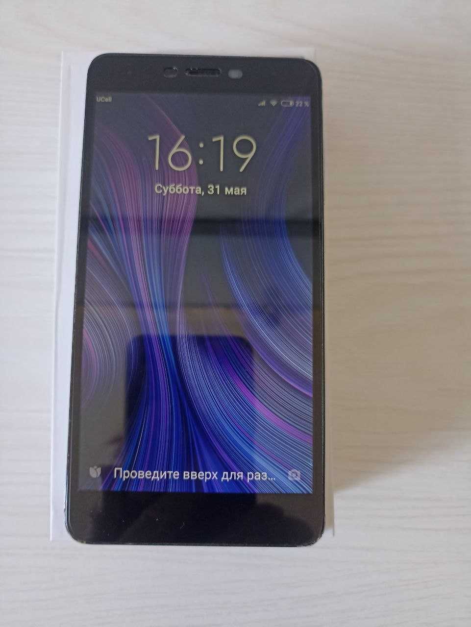 Продается смартфон Xiaomi Redmi Note 4 с коробкой