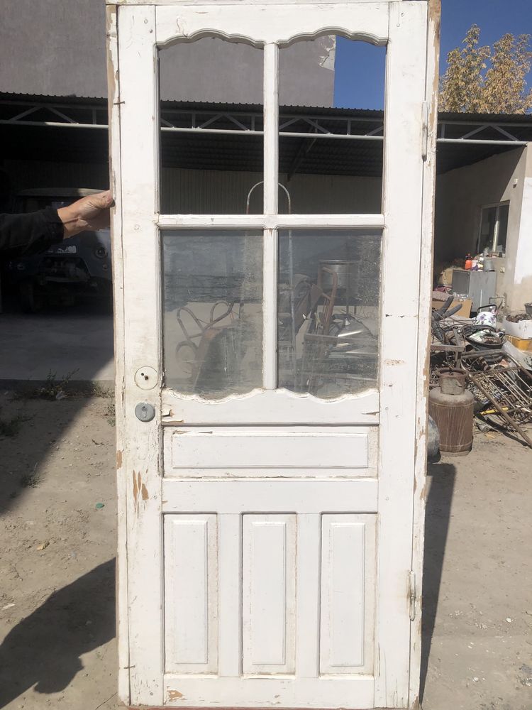 Продаю двери