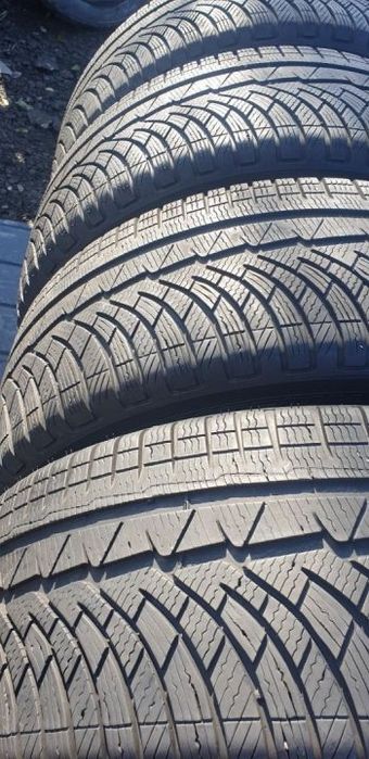 225 55 17, 235 55 17, 225 50 17, 215 55 17, 205 55 17