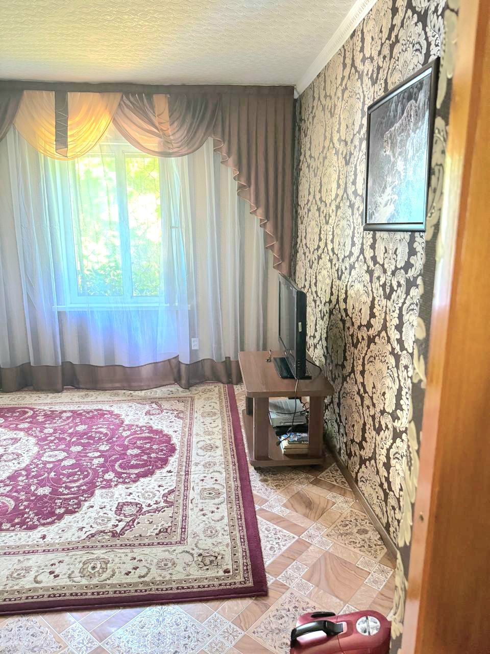 Продам дом с хозпостройками с. Сарыбель Самарка!