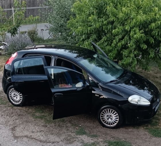 Vând Fiat punto 1.3 multijet diesel 2007. Acte la zi. 1200euro.