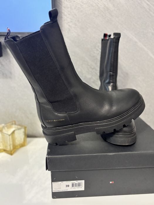 Ghete Tommy Hilfinger 39