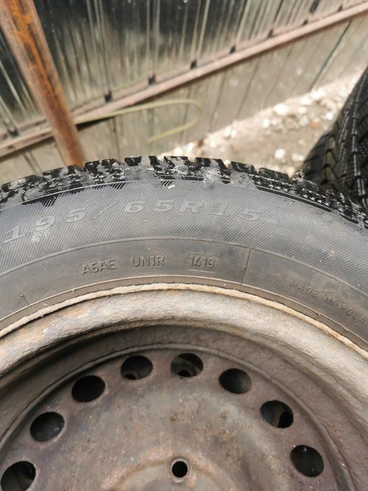 Jante cu anvelope iarna 195,65,r15