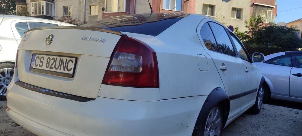 Vând Skoda Octavia II  1,9 TDI facelift 2010