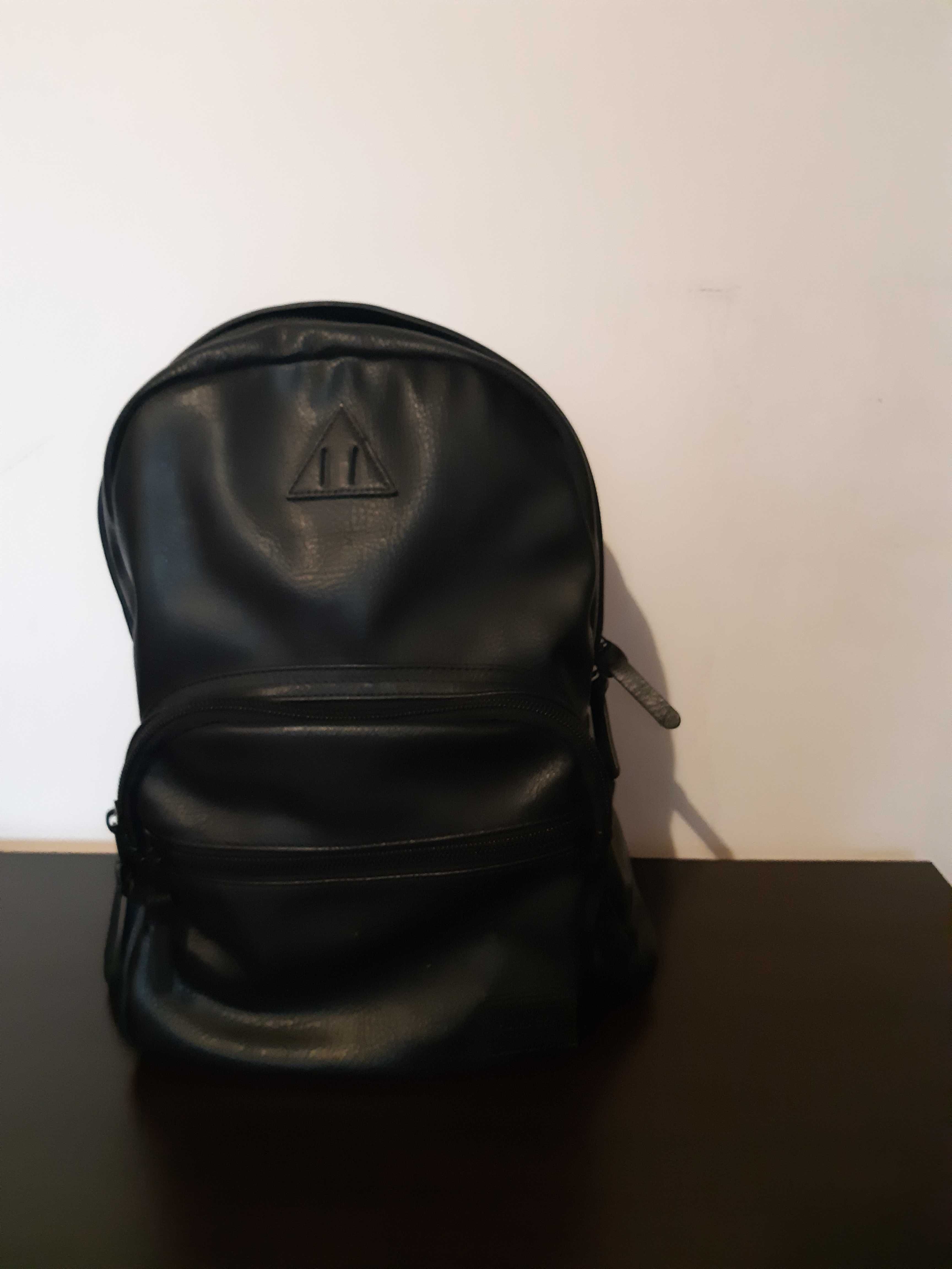 Rucsac Stil Urban Pull&Bear