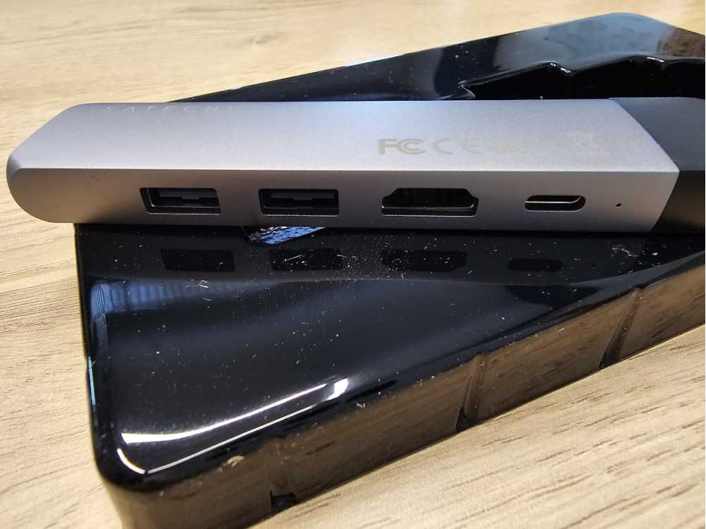 Докинг станция Satechi USB C към 1x USB C, 2x USB A, 1x HDMI, 1x RJ45