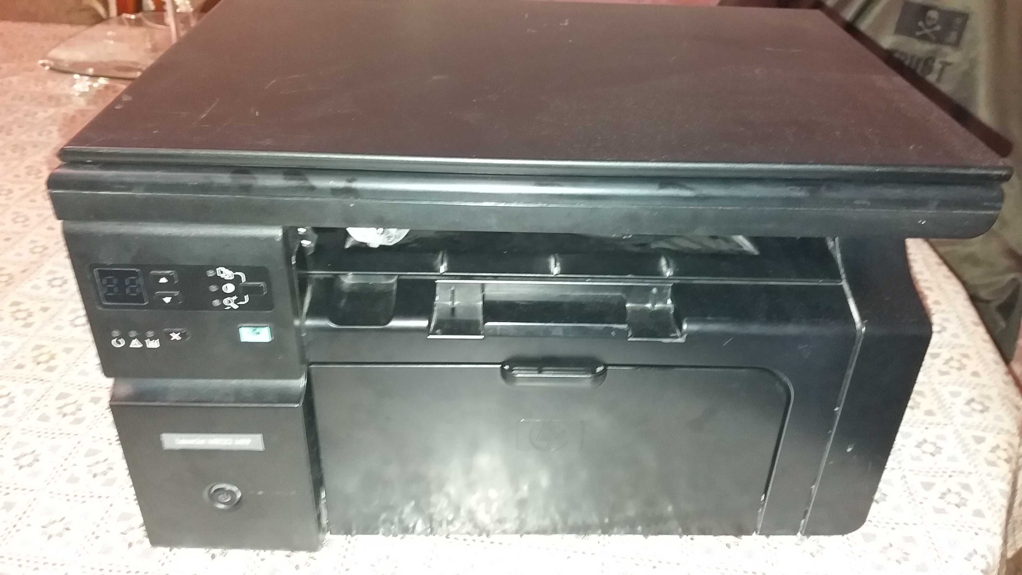 принтер МФУ Hp laser jet 1132  3 в 1 одном лазерный в идеале