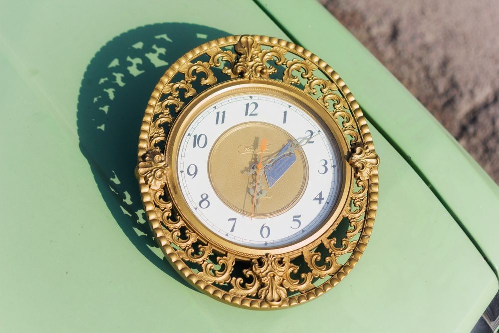 Винтажные настенные часы