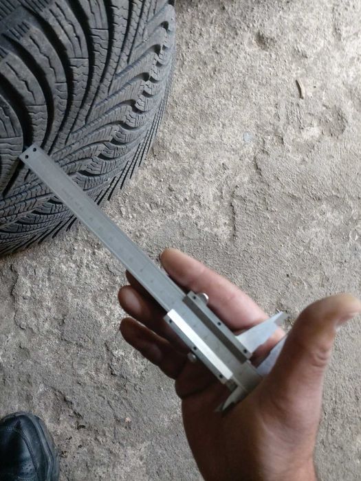Michelin Alpin 5 215/65/16 dot 18