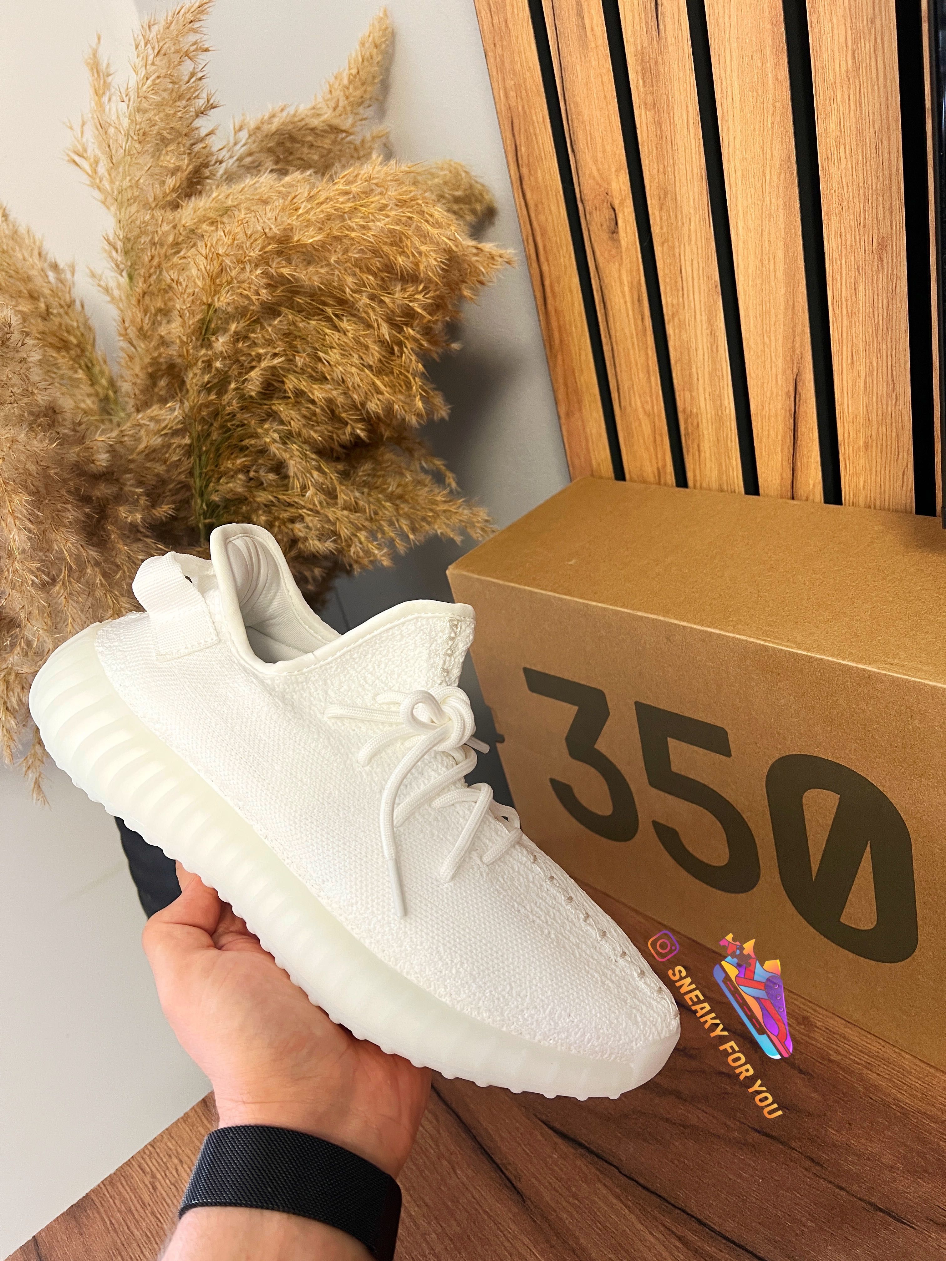 39-44 Yeezy Boost 350 V2 Cream White