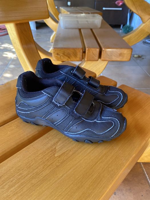 Vand pantofi Geox marimea 33