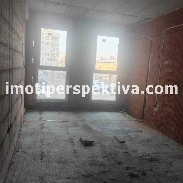 Продава се Двустаен апартамент в Пловдив, Кършияка - 68 кв.м за 1125 €/кв.м - Снимка #1