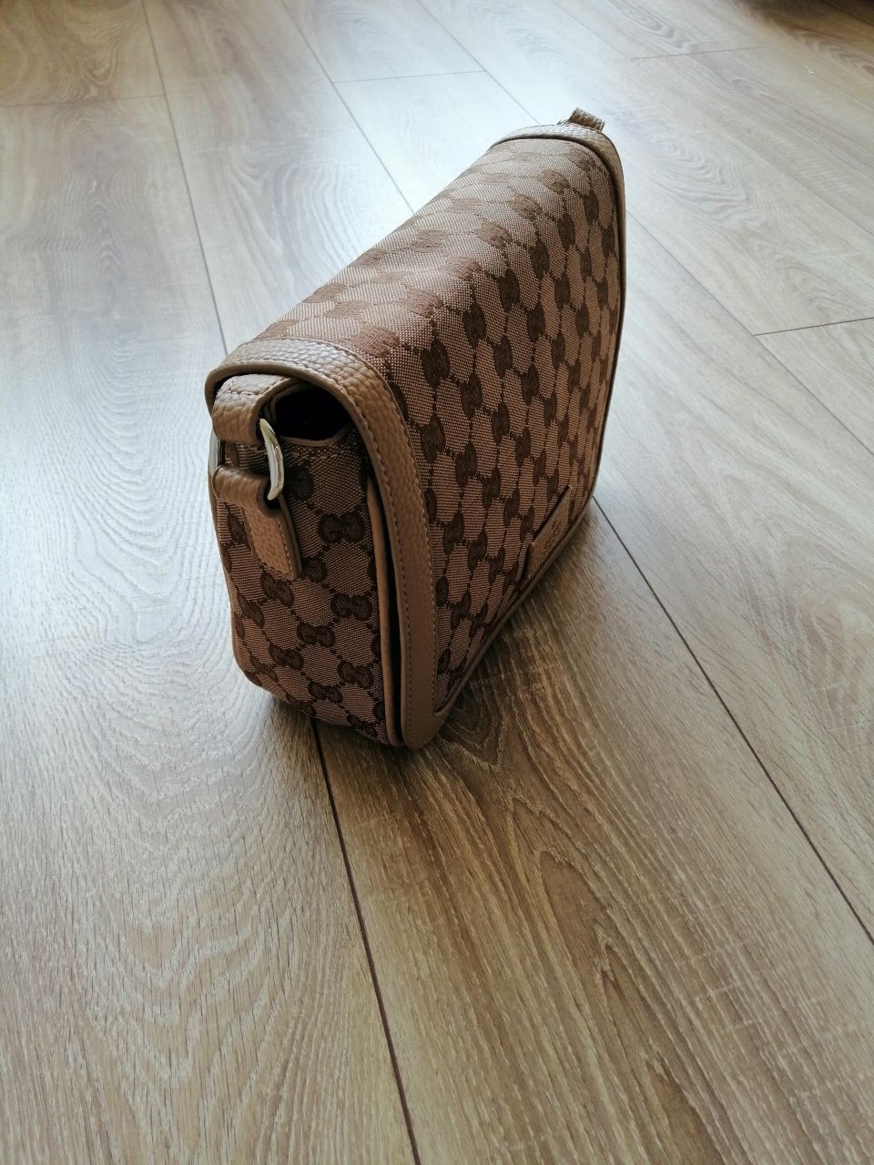 Gucci, louis vuitton мъжки елегантни чанти