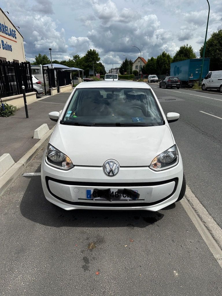 Volkswagen up 2014