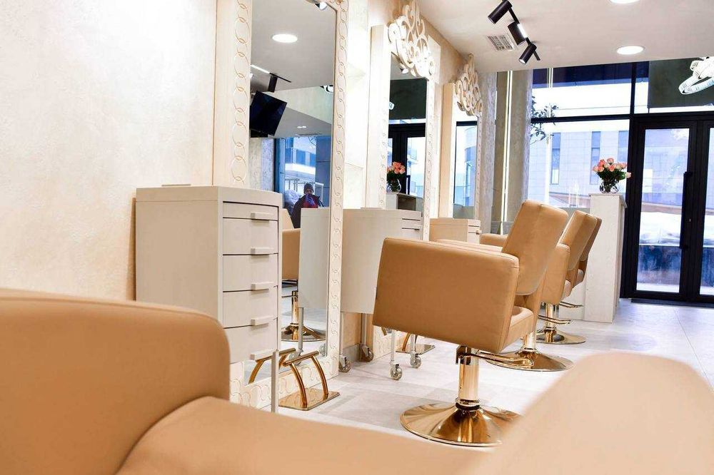 Продается Нежилое помещение готовый Салон 63+48м2 с арендатором