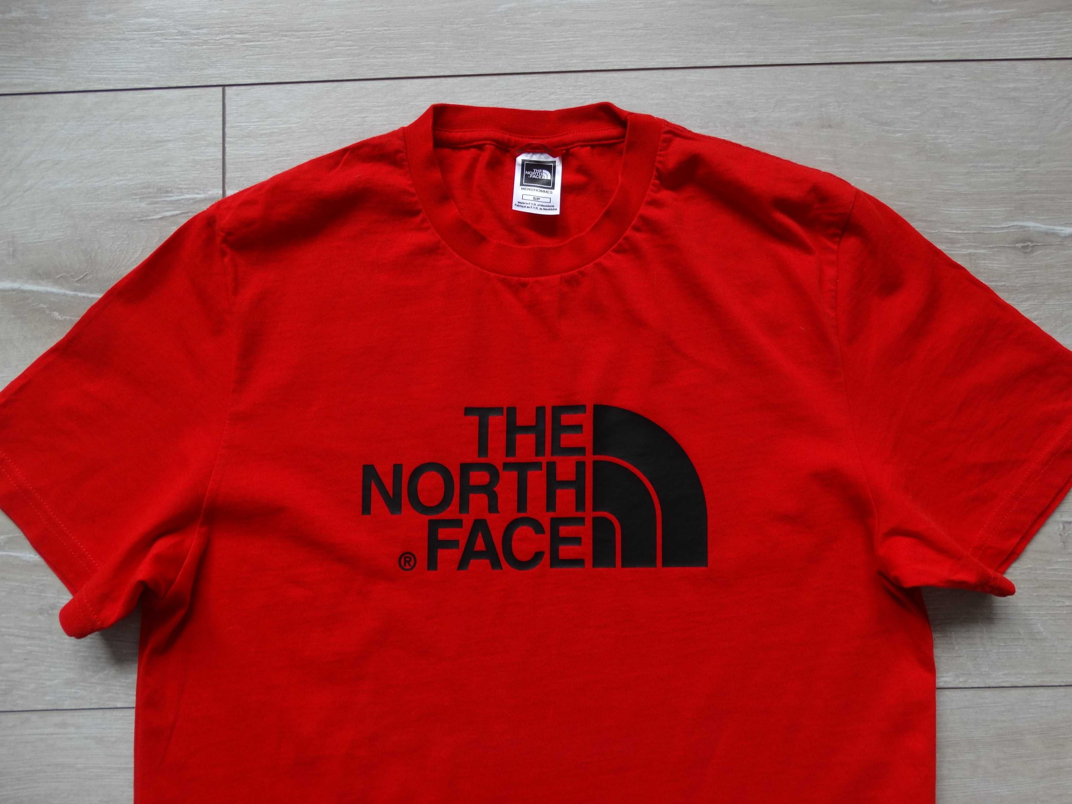 The North Face червена памучна тениска размер S