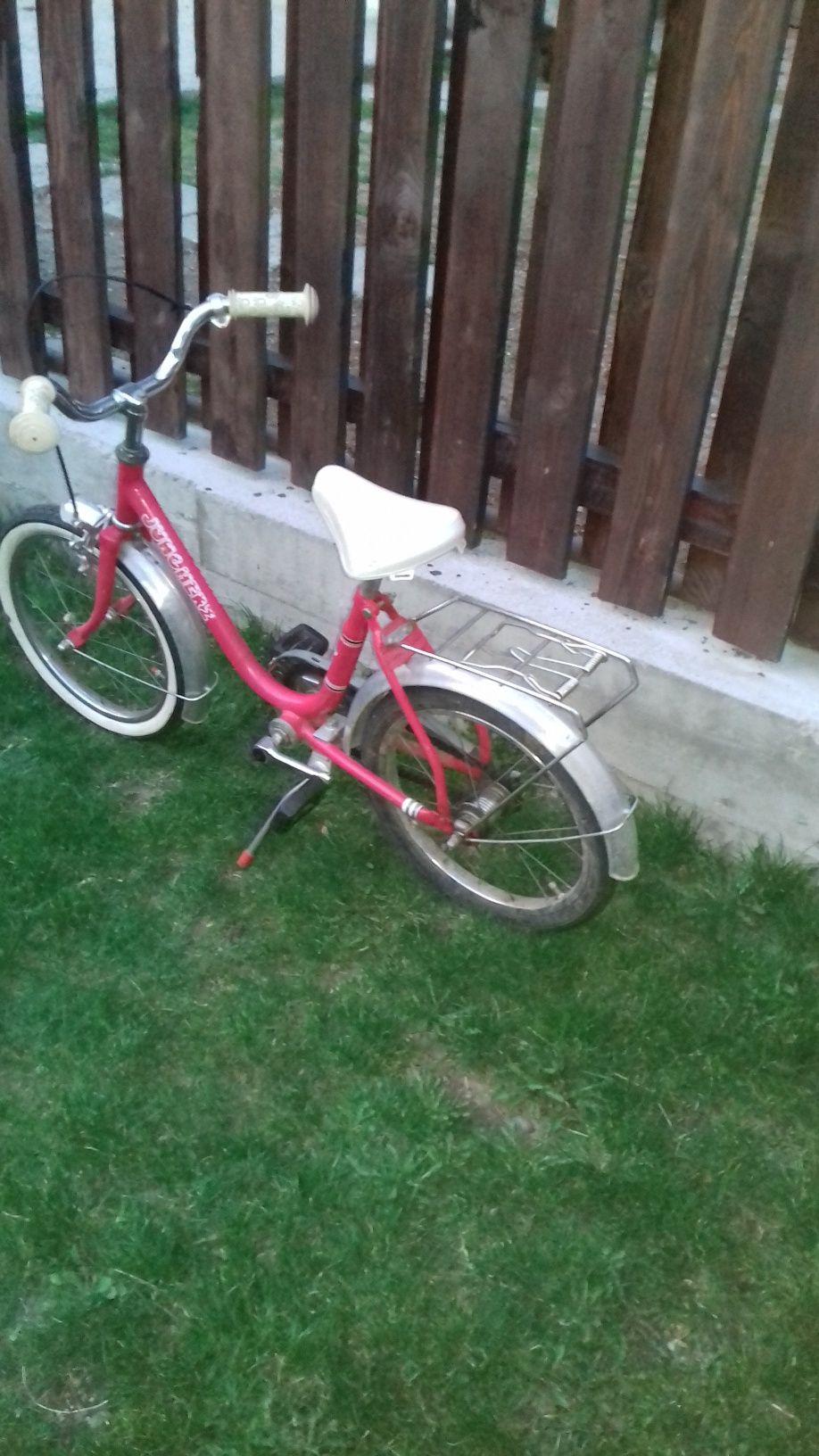 Vând biciclete puțin folosite