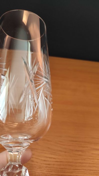 2 модела кристални чаши за вино"Бохемия"