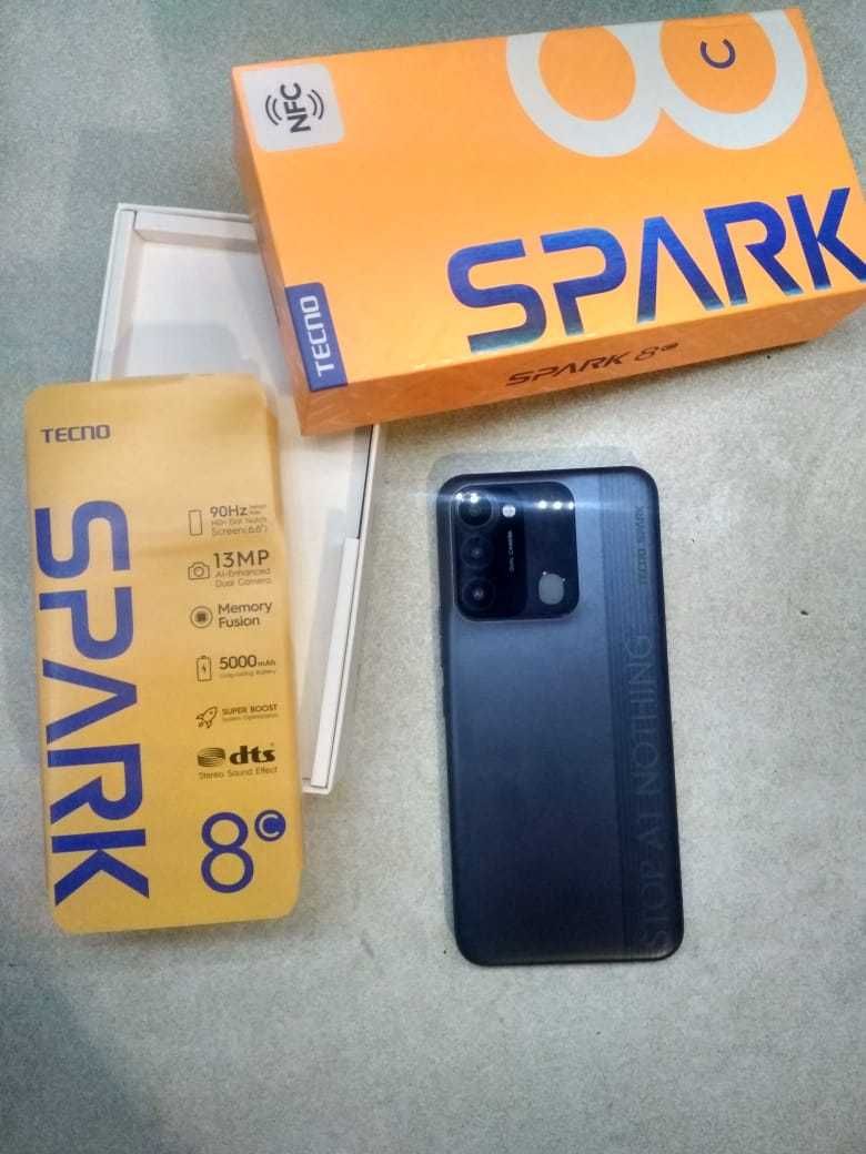 Породам TECNO Spark 8c